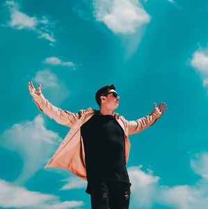 Meet your Posher, Sam